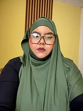 Snapshot of _Shara_Handal_ chatting on February 4, 2026, 7:03 am Shara Handal online show from February 4, 2026, 7:03 am