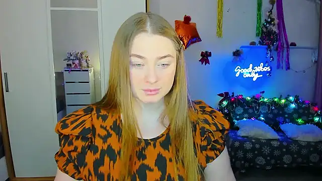 Snapshot of Demure_Smile chatting on December 5, 2024, 3:50 pm Demure Smile online show from December 5, 2024, 3:50 pm