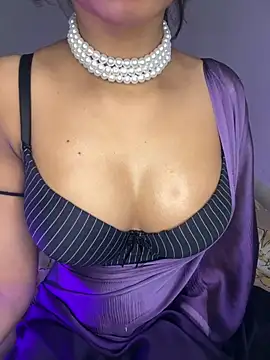 Snapshot of Hot-sexy222 chatting on January 27, 2025, 10:27 am Hot-sexy222 online show from January 27, 2025, 10:27 am