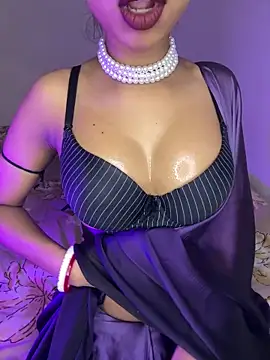 Snapshot of Hot-sexy222 chatting on January 29, 2025, 3:12 am Hot-sexy222 online show from January 29, 2025, 3:12 am