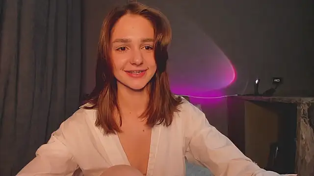 JudyAngil online show from February 9, 2026, 4:05 am