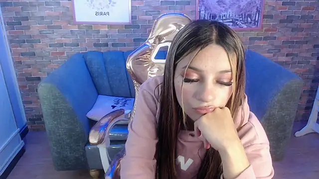 Laurita b online show from January 21, 2025, 10:51 pm