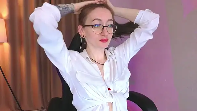 ShiroHeby online show from December 22, 2025, 4:48 pm