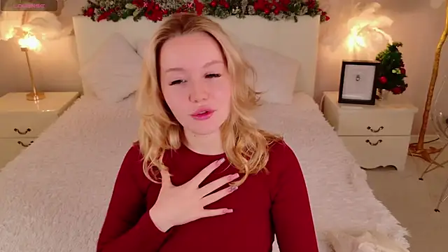 AliceMorr online show from December 13, 2024, 7:47 am