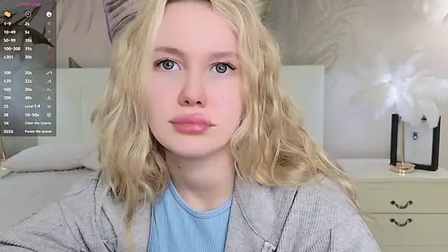 AliceMorr online show from February 2, 2025, 12:13 pm