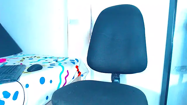 Snapshot of Megaanfox chatting on December 9, 2024, 6:57 pm Megaanfox online show from December 9, 2024, 6:57 pm