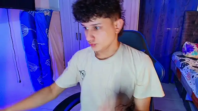 Nathan Bluee online show from February 4, 2026, 4:02 pm