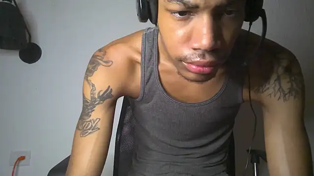 Skinnyblackman online show from July 16, 2026, 2:39 am