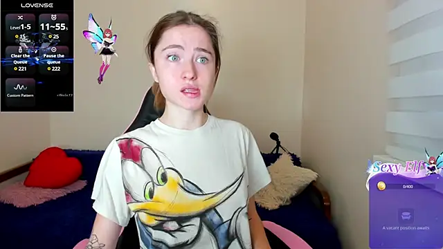 Snapshot of Luxuryalma chatting on December 6, 2024, 7:32 am Luxuryalma online show from December 6, 2024, 7:32 am