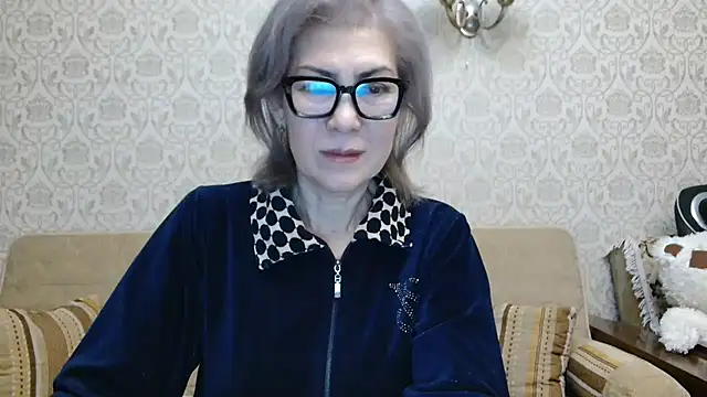 Elegant00Lady online show from November 2, 2025, 4:53 pm