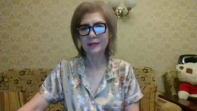 Snapshot of Elegant00Lady chatting on July 13, 2026, 10:12 pm Elegant00Lady online show from July 13, 2026, 10:12 pm
