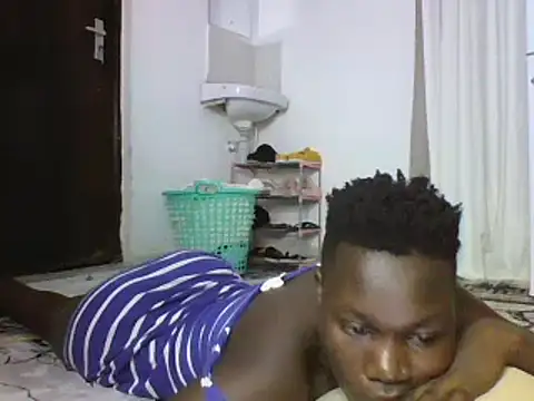 Snapshot of sexyqueen02 chatting on February 16, 2025, 7:27 pm sexyqueen02 online show from February 16, 2025, 7:27 pm