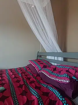 Snapshot of Missmesexycouple69 chatting on September 22, 2025, 12:29 pm Missmesexycouple69 online show from September 22, 2025, 12:29 pm