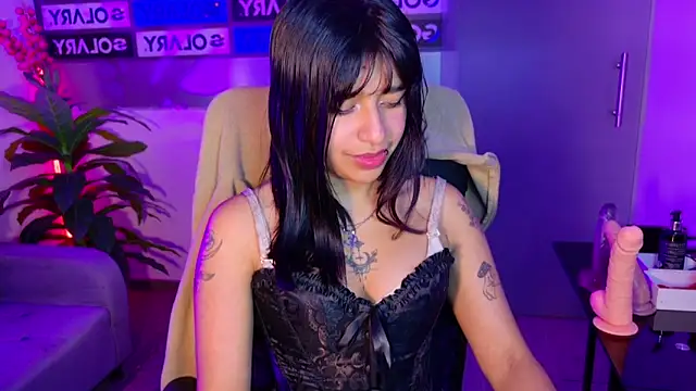 UnderBaby  online show from October 22, 2025, 3:07 am