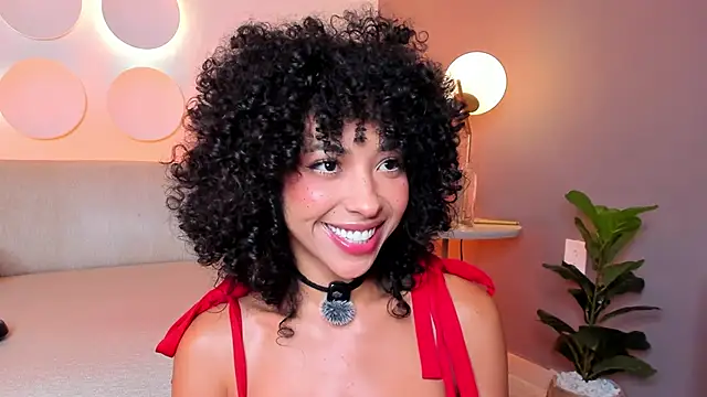 Snapshot of OSHUN_ chatting on May 5, 2026, 12:46 pm OSHUN online show from May 5, 2026, 12:46 pm