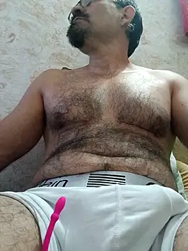 Snapshot of SbasTone_Muscle chatting on May 3, 2026, 2:01 pm SbasTone Muscle online show from May 3, 2026, 2:01 pm