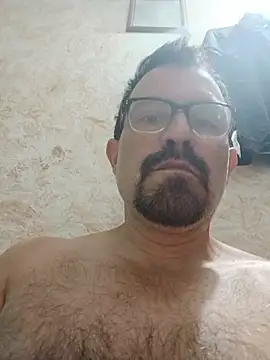 Snapshot of SbasTone_Muscle chatting on May 18, 2026, 1:39 pm SbasTone Muscle online show from May 18, 2026, 1:39 pm