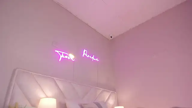 Snapshot of _angela_x chatting on January 17, 2026, 11:37 am angela x online show from January 17, 2026, 11:37 am