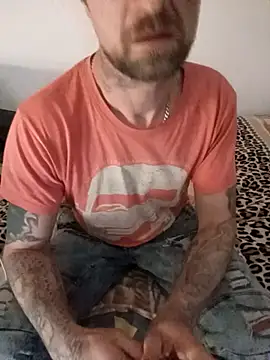 Snapshot of Diabel86 chatting on November 30, 2025, 11:53 pm Diabel86 online show from November 30, 2025, 11:53 pm