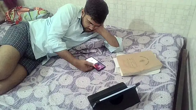 bigvorn6 online show from April 11, 2026, 4:44 pm