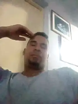 Snapshot of adriel_perez chatting on March 15, 2026, 5:35 am adriel perez online show from March 15, 2026, 5:35 am