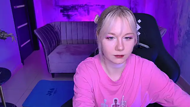 Snapshot of NancyMartinez chatting on March 1, 2025, 4:22 pm NancyMartinez online show from March 1, 2025, 4:22 pm