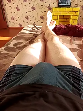 red red00 online show from March 7, 2025, 2:23 pm