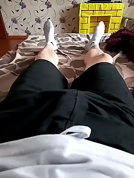 red red00 online show from March 18, 2025, 1:31 pm