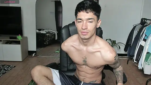 Damon  333 online show from April 27, 2026, 8:51 pm