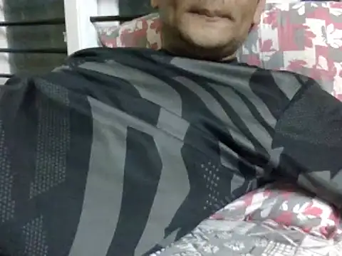 Snapshot of NiceBoy9099 chatting on February 3, 2025, 6:07 pm NiceBoy9099 online show from February 3, 2025, 6:07 pm