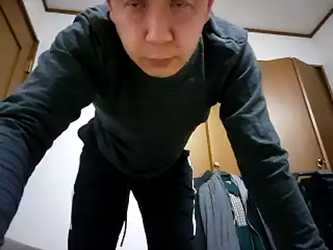 Snapshot of 07YUKIO chatting on February 18, 2025, 1:33 pm 07YUKIO online show from February 18, 2025, 1:33 pm