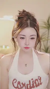 Qiaoqiao  online show from March 8, 2026, 12:09 pm