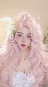 Qiaoqiao  online show from March 29, 2026, 6:13 am