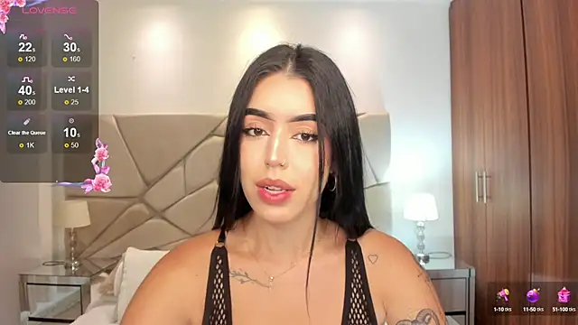 zoee jackson online show from February 10, 2025, 2:08 am