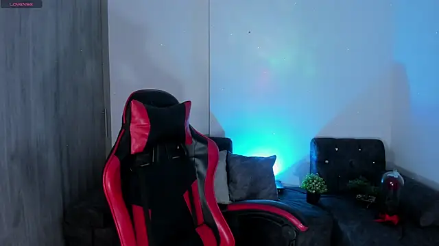 Snapshot of zoee_jackson chatting on March 29, 2026, 2:11 am zoee jackson online show from March 29, 2026, 2:11 am