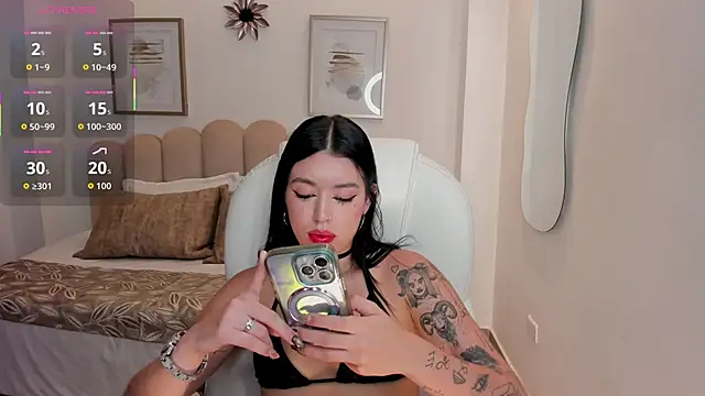 zoee jackson online show from May 29, 2026, 7:23 pm