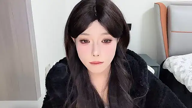 Snapshot of Q-ing chatting on February 22, 2025, 7:47 pm Q-ing online show from February 22, 2025, 7:47 pm