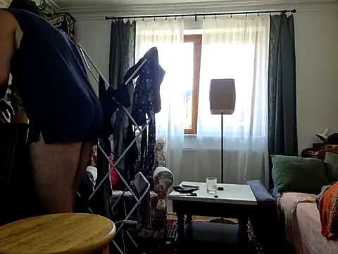 stavroun online show from September 22, 2025, 3:03 pm