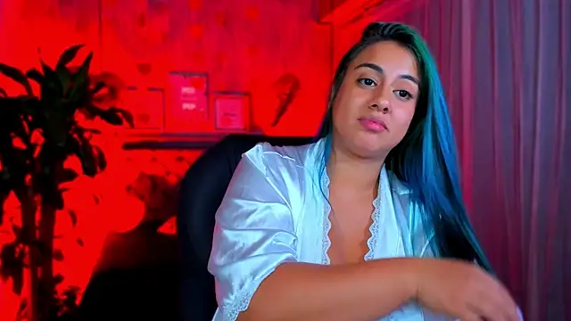 Xisu  online show from February 12, 2025, 9:52 am