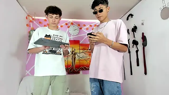 Snapshot of Fresahot2005 chatting on February 8, 2025, 7:16 pm Fresahot2005 online show from February 8, 2025, 7:16 pm