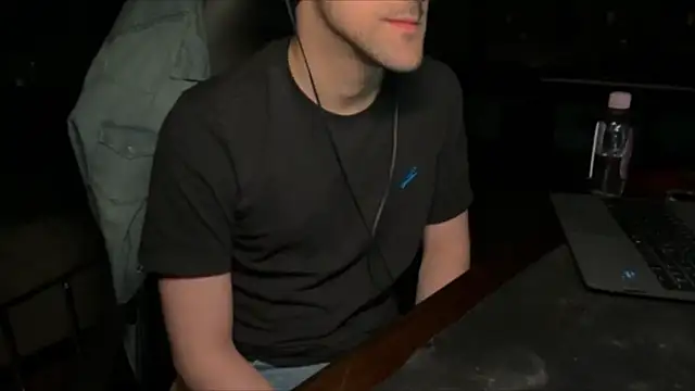 Stefisexy91 online show from April 10, 2026, 8:57 pm