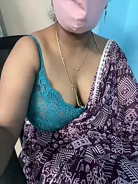 Snapshot of sajeetha chatting on April 16, 2026, 12:33 am sajeetha online show from April 16, 2026, 12:33 am
