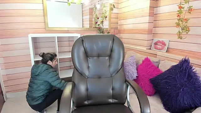 Victoria collins 1 online show from March 28, 2026, 10:48 am