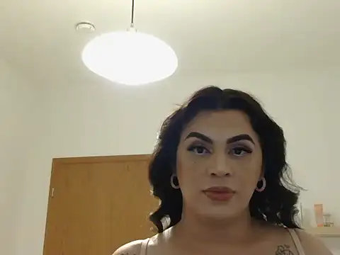 Dulce hot 23  online show from April 29, 2026, 5:30 pm