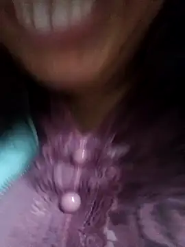 nazii010 online show from April 30, 2026, 2:29 am