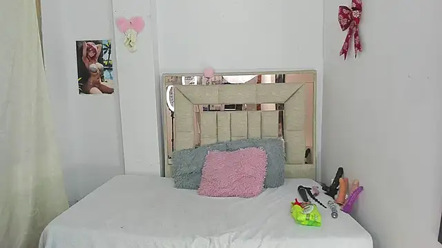 Snapshot of melody_bonnet chatting on February 7, 2025, 2:50 am melody bonnet online show from February 7, 2025, 2:50 am