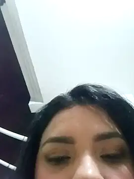 Snapshot of lolaa_staars chatting on December 20, 2024, 11:47 pm lolaa staars online show from December 20, 2024, 11:47 pm