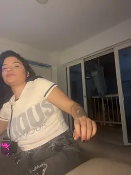 Snapshot of lolaa_staars chatting on October 10, 2025, 6:23 am lolaa staars online show from October 10, 2025, 6:23 am