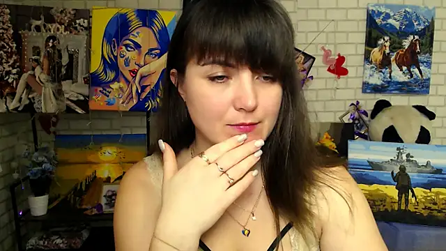 Snapshot of Darina_M_ chatting on February 1, 2026, 6:01 am Darina M online show from February 1, 2026, 6:01 am