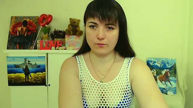 Snapshot of Darina_M_ chatting on February 22, 2026, 5:19 am Darina M online show from February 22, 2026, 5:19 am